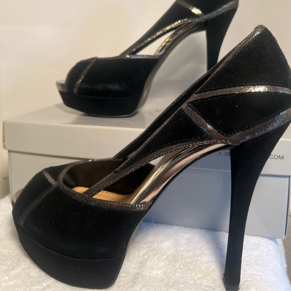 “USED” JESSICA SIMPSON STILETTO HEELS - Picture 4 of 14